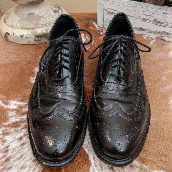 Vintage Executive Imperial Men\'s Wingtip Shoes